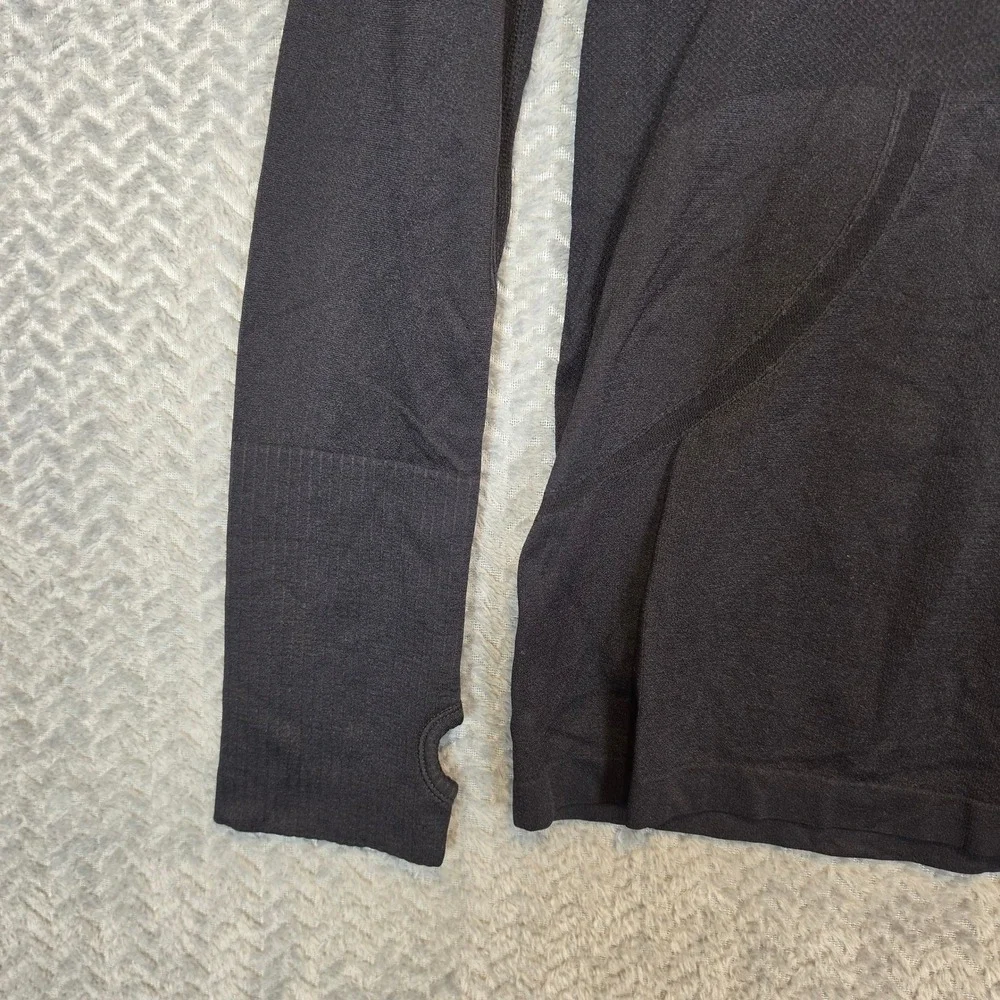 Lululemon Swiftly Tech Long Sleeve 2.0 Black Shirt Size 10 Thumbholes Activewear